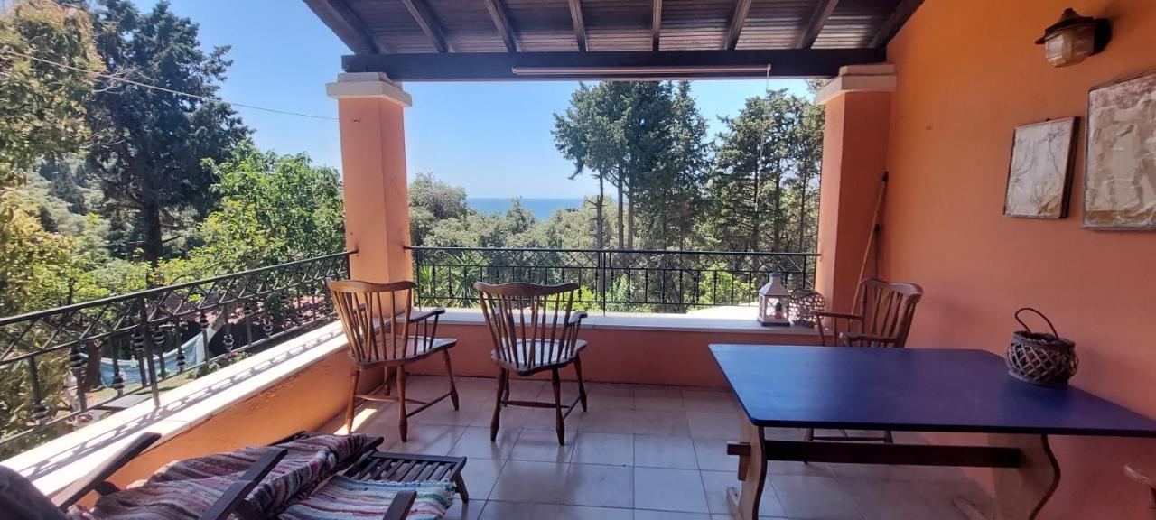 Villa Leena Paramonas  Zewnętrze zdjęcie